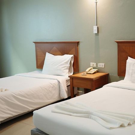 Bansuan Resort Nakhon Sawan Eksteriør bilde