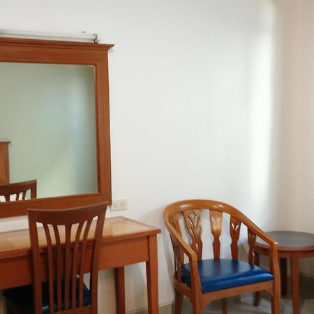 Bansuan Resort Nakhon Sawan Eksteriør bilde