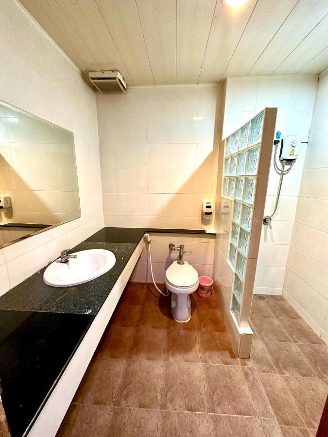 Bansuan Resort Nakhon Sawan Eksteriør bilde