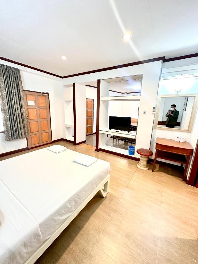 Bansuan Resort Nakhon Sawan Eksteriør bilde