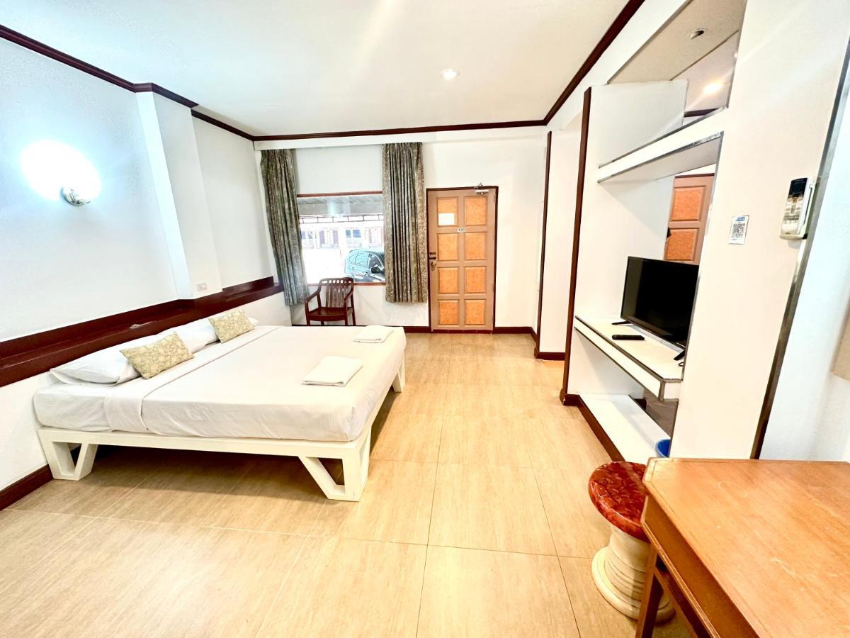 Bansuan Resort Nakhon Sawan Eksteriør bilde