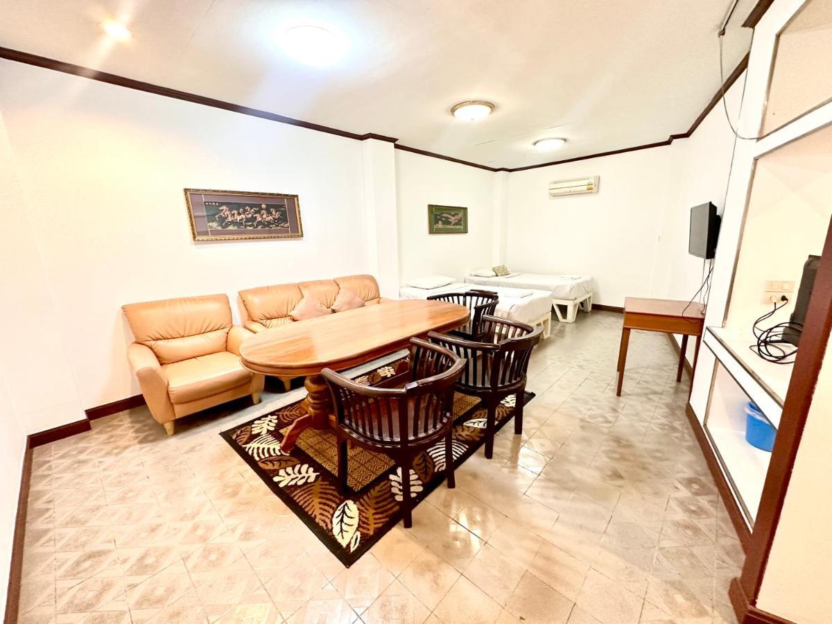 Bansuan Resort Nakhon Sawan Eksteriør bilde