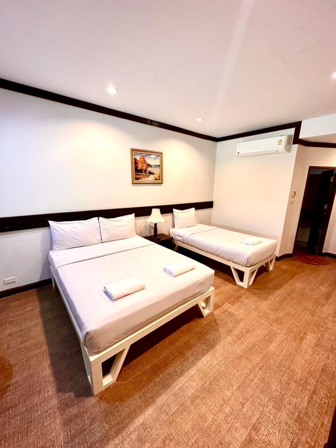 Bansuan Resort Nakhon Sawan Eksteriør bilde
