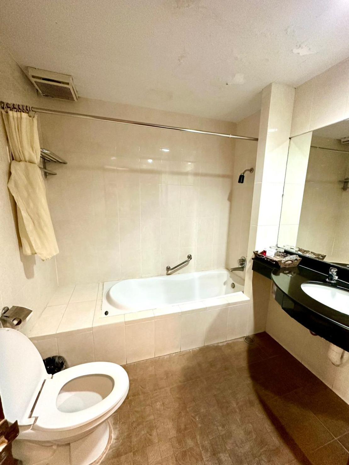 Bansuan Resort Nakhon Sawan Eksteriør bilde