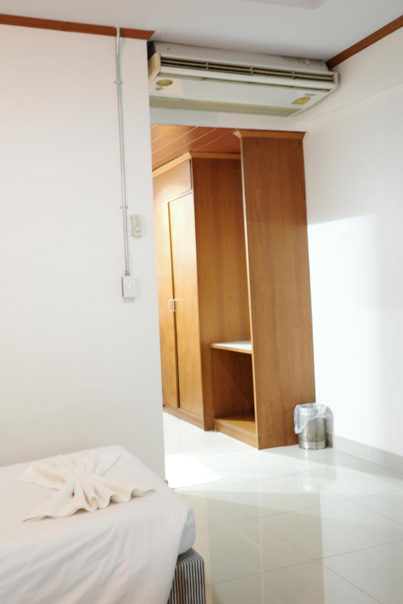Bansuan Resort Nakhon Sawan Eksteriør bilde
